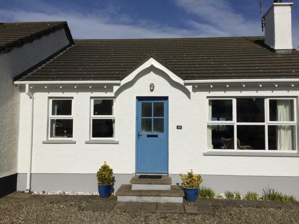 Nanny Willow'S Cottage Portballintrae Exterior photo